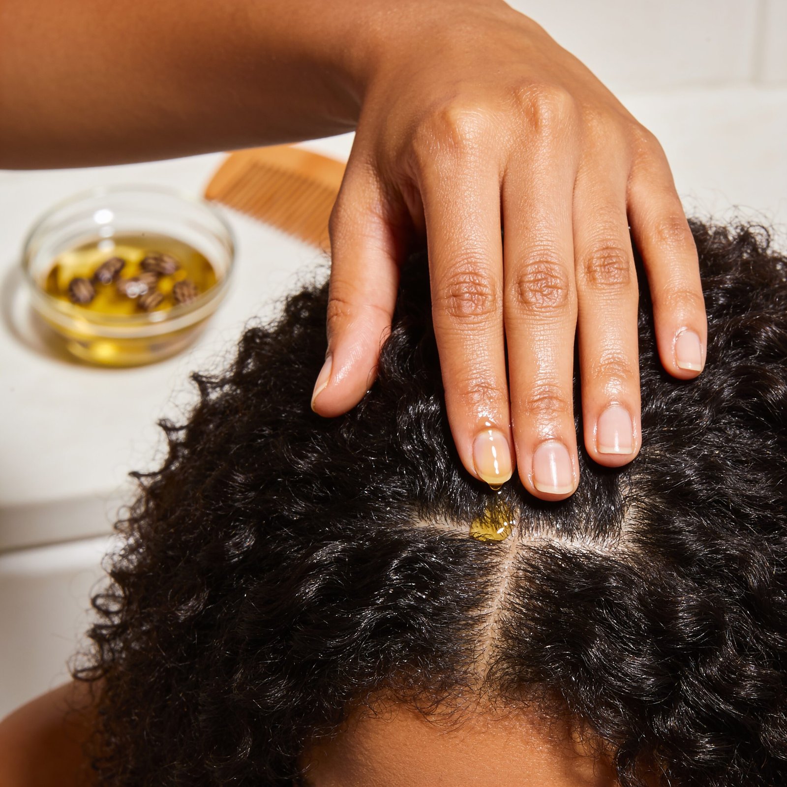scalp oil in action