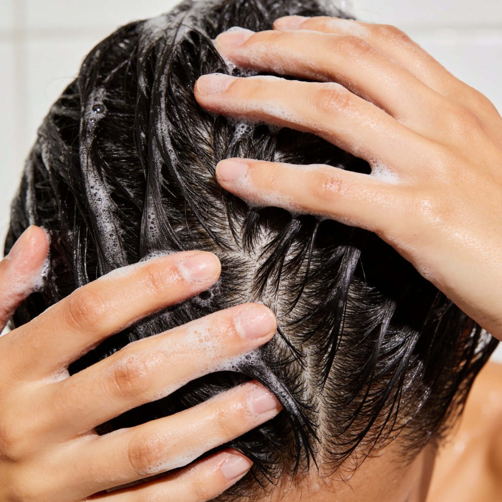 dandruff shampoo in action
